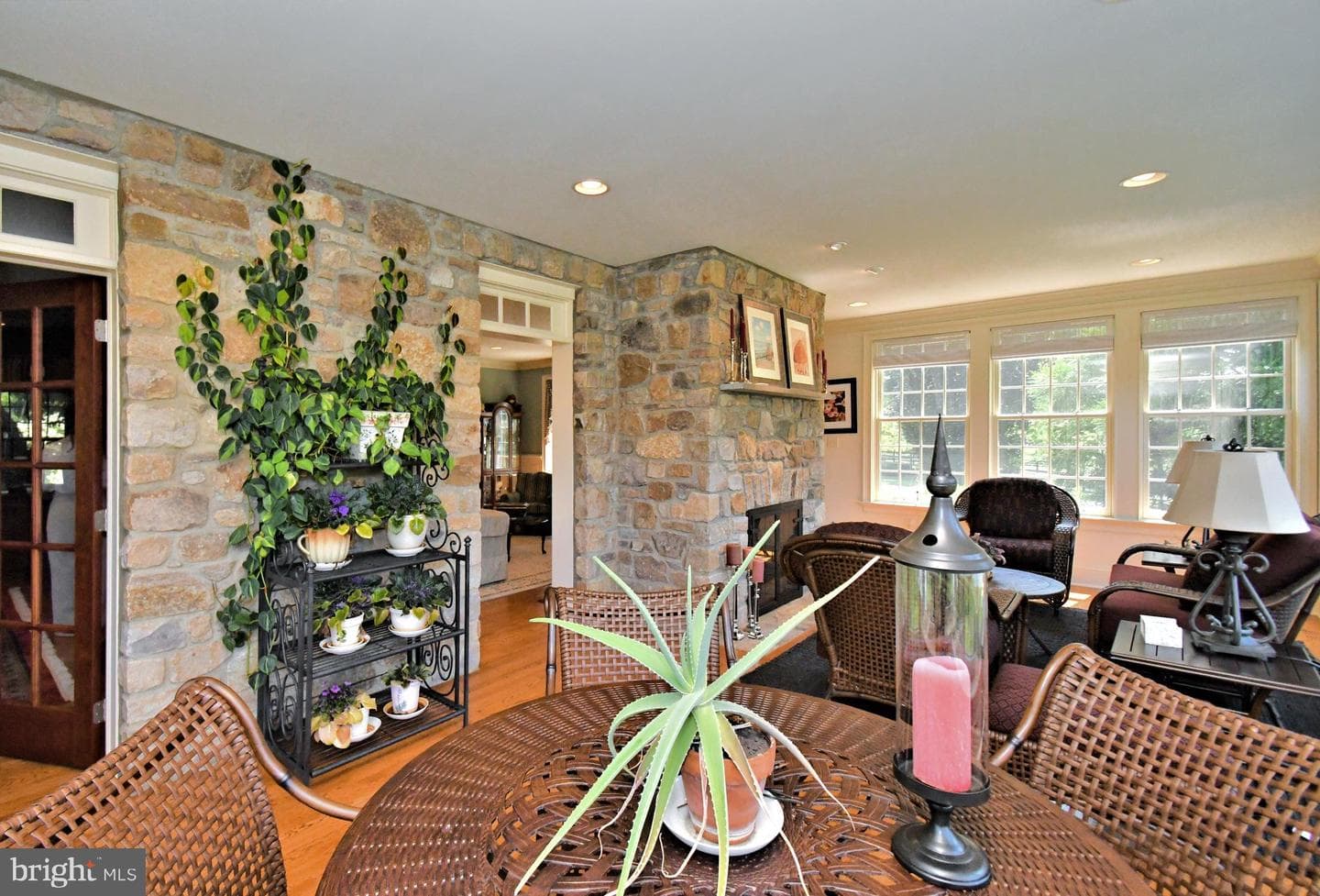 1811 Hollow Road photo 16