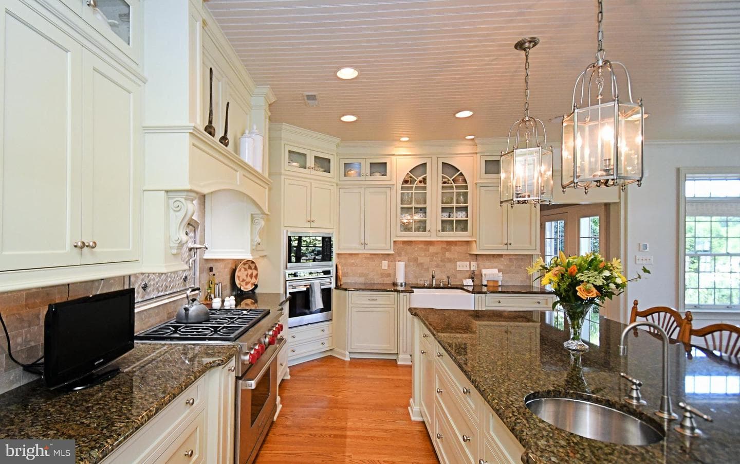 1811 Hollow Road photo 22