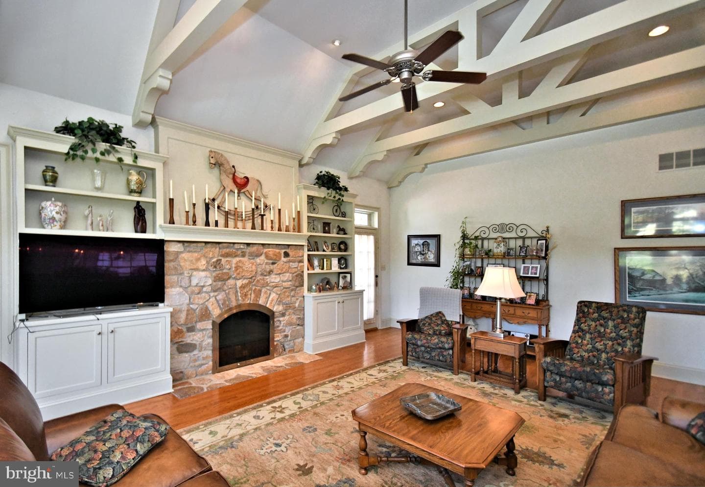 1811 Hollow Road photo 36