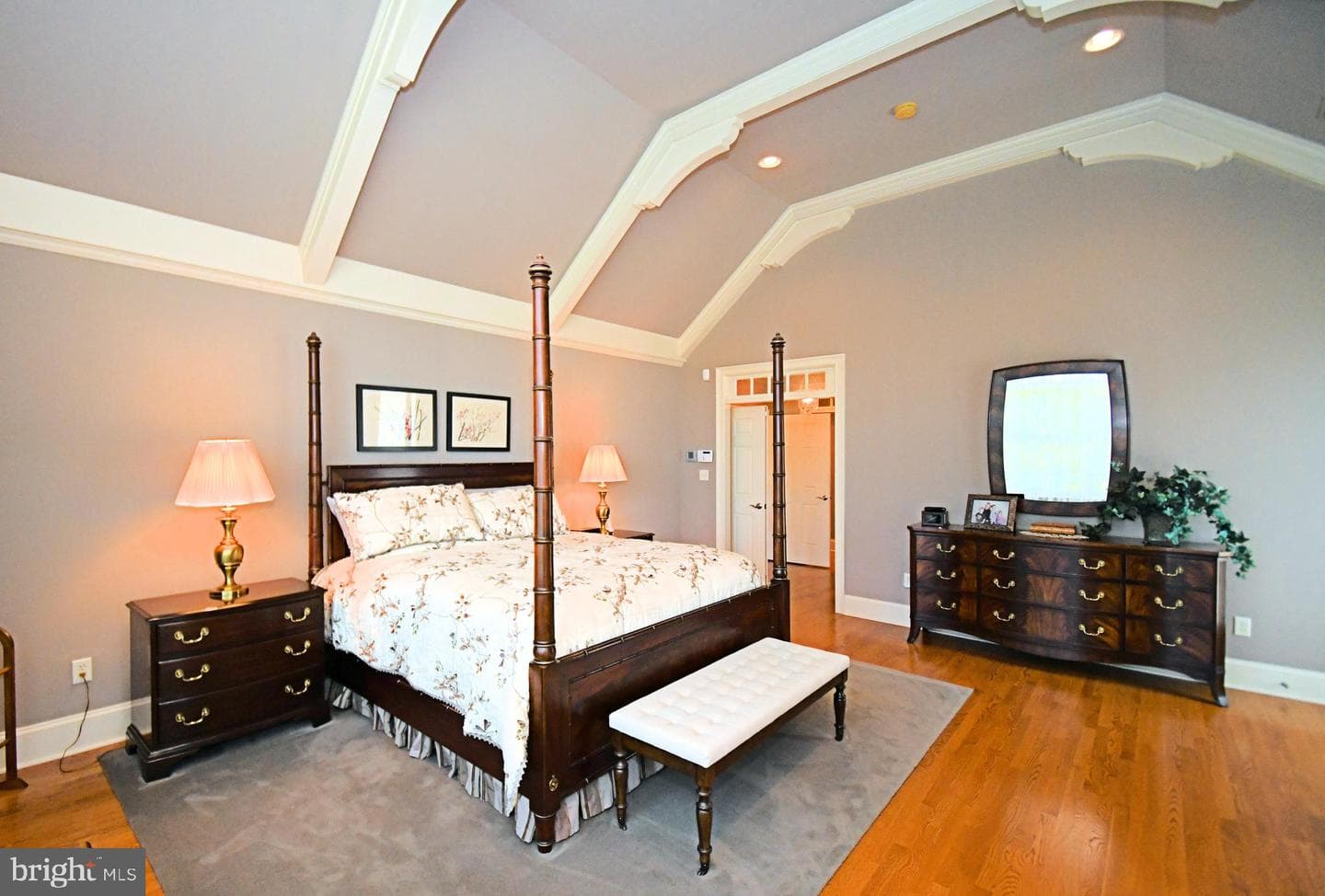 1811 Hollow Road photo 50
