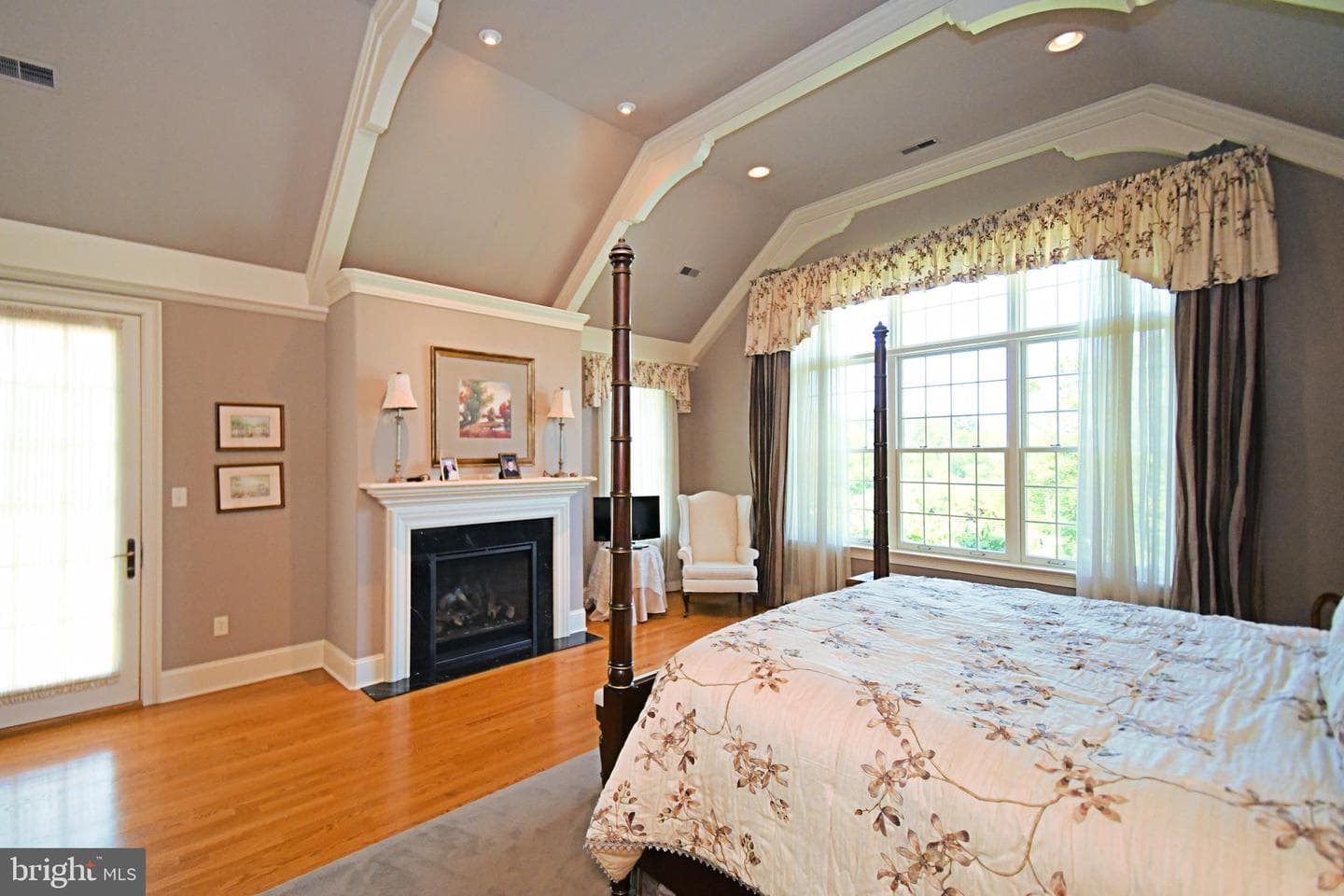 1811 Hollow Road photo 52