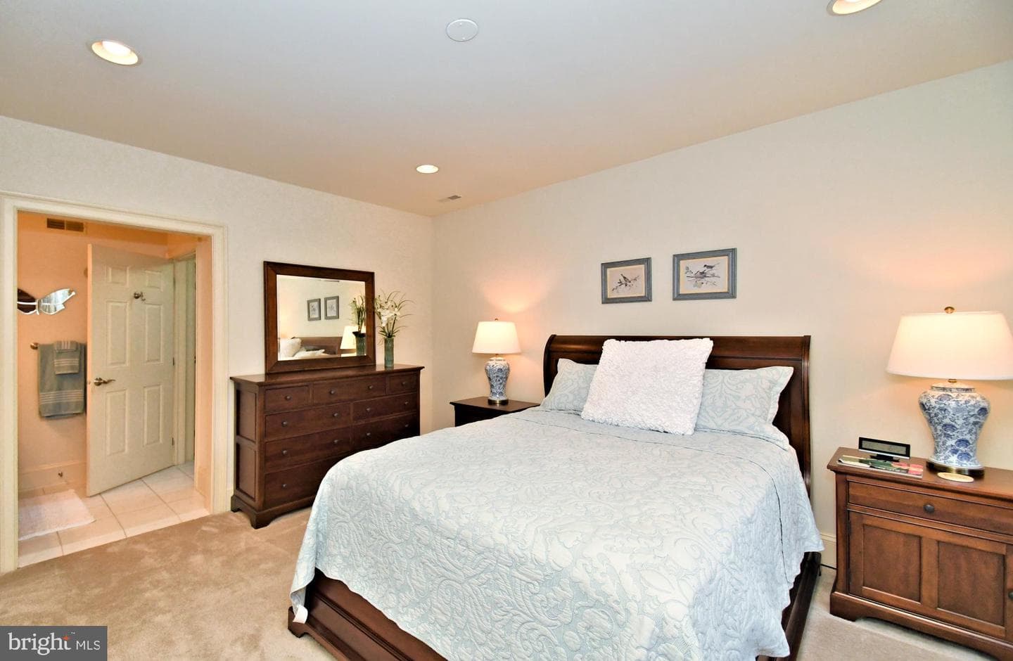 1811 Hollow Road photo 72
