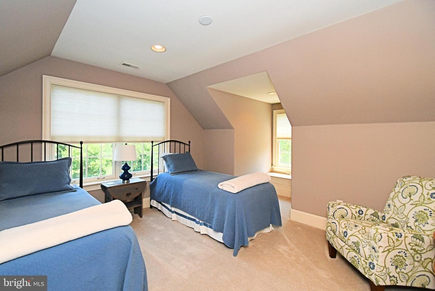 1811 Hollow Road photo 74