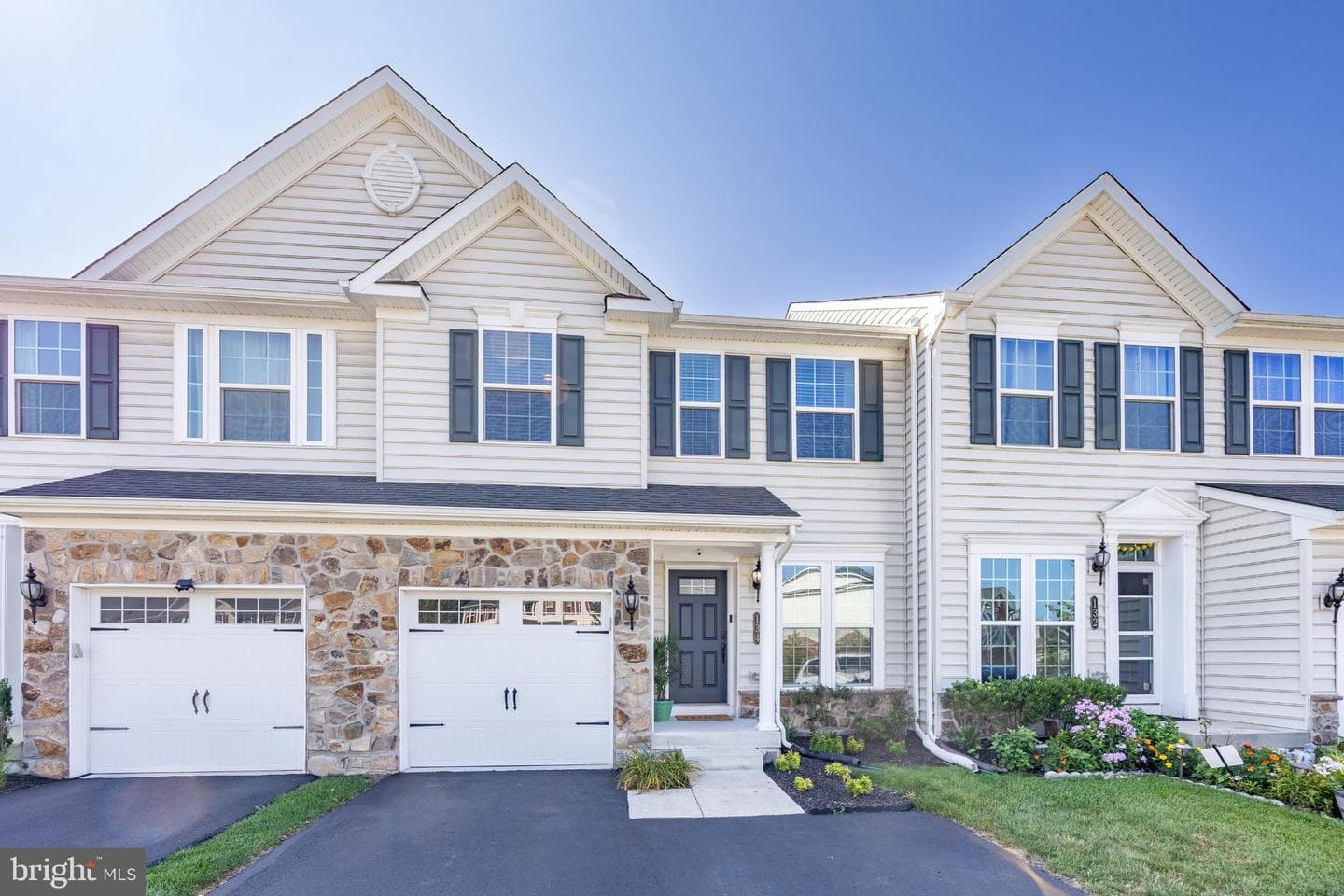 134 Briarwood photo 1