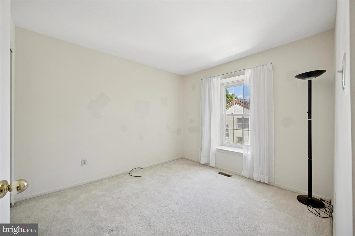 22 White Pine Court photo 15