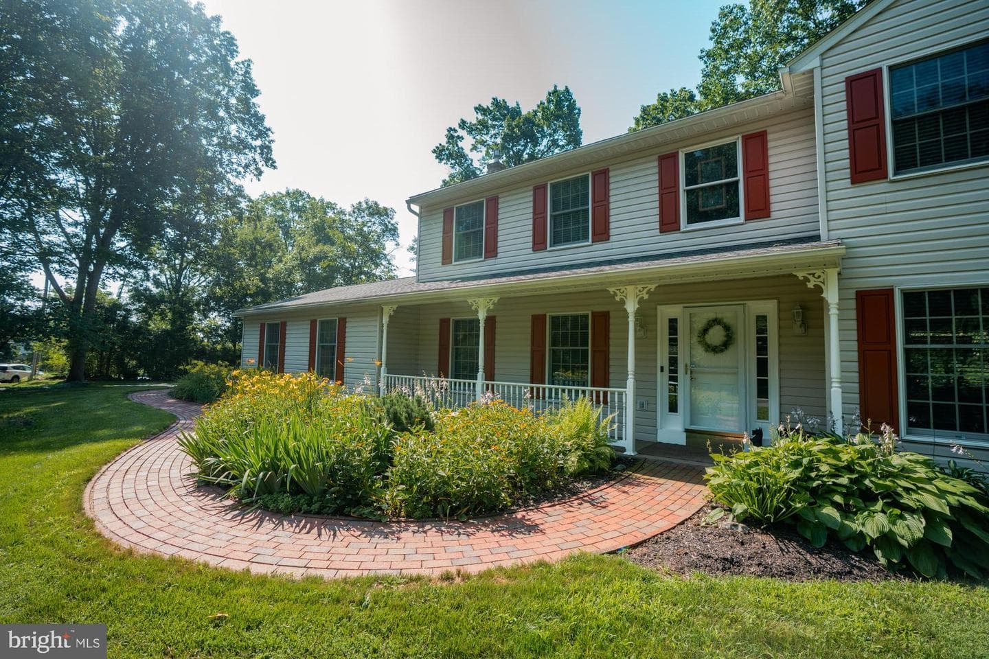 1532 Briarwood Lane photo 5
