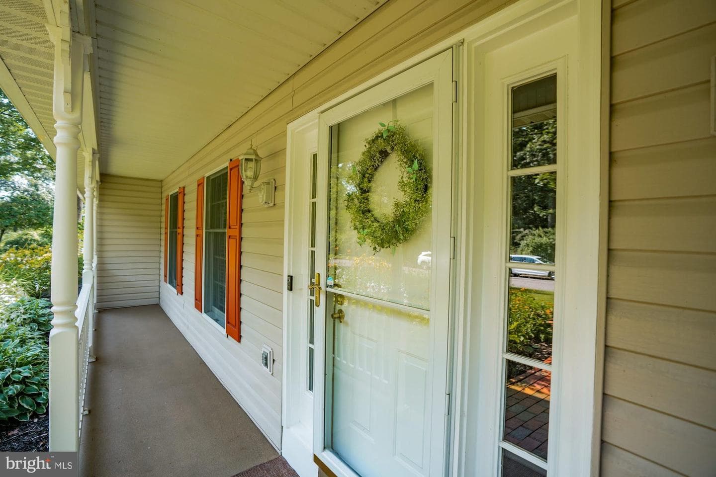 1532 Briarwood Lane photo 6