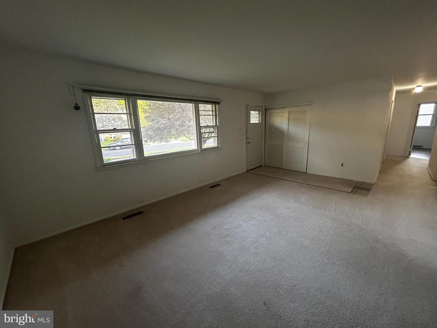 237 Woodlawn Drive photo 7