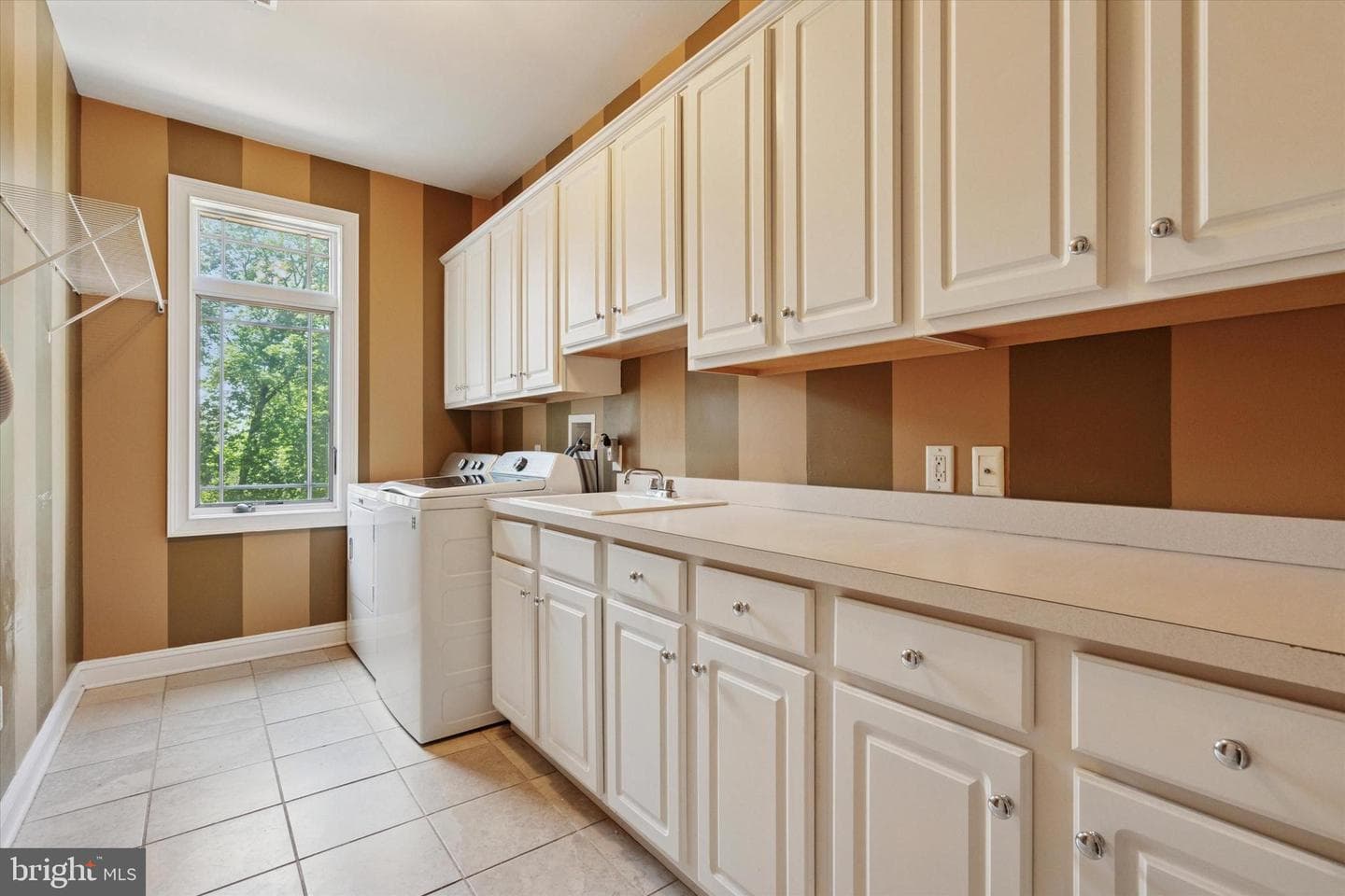 1514 Cherry Lane photo 38