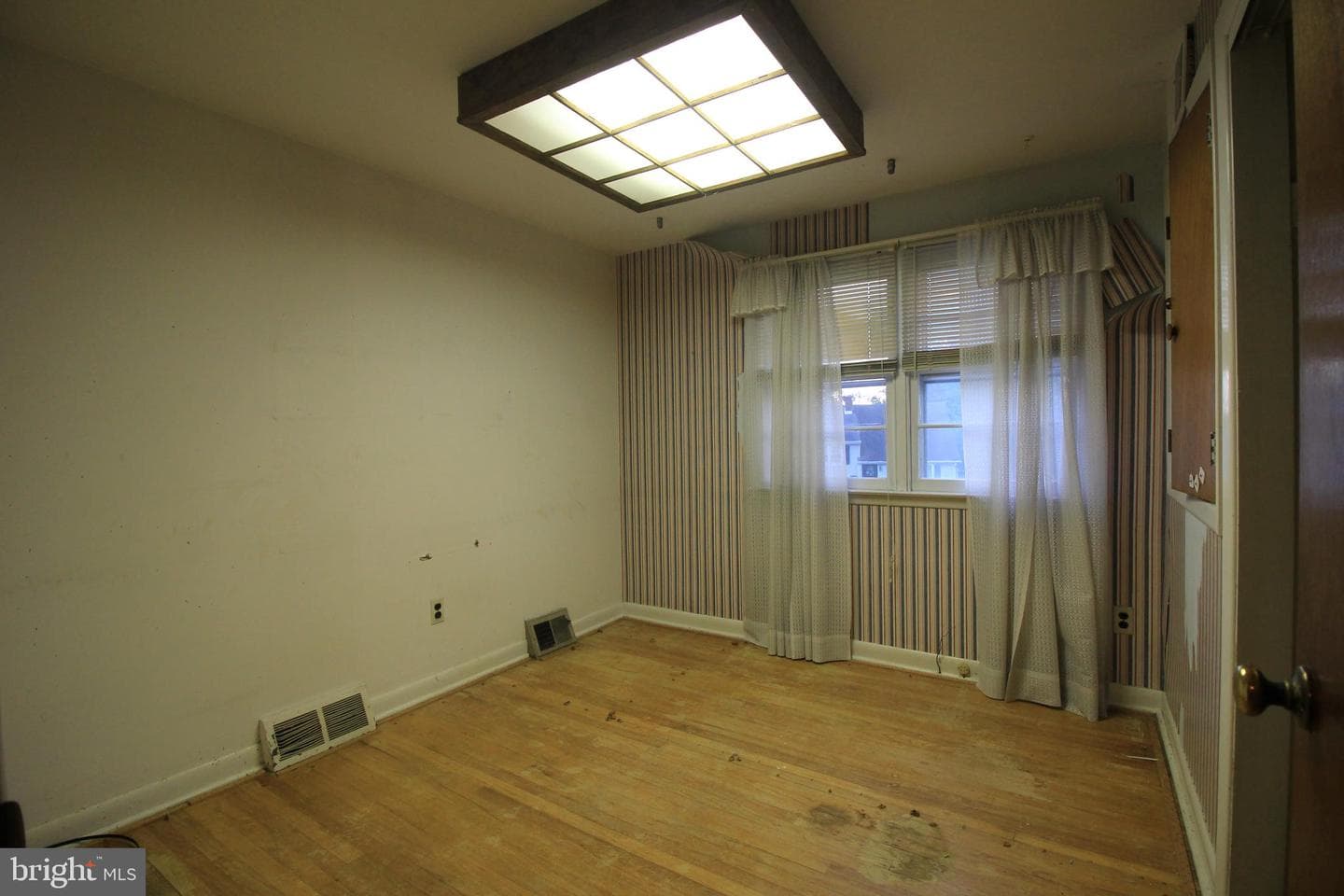 2949 Grisdale Road photo 15
