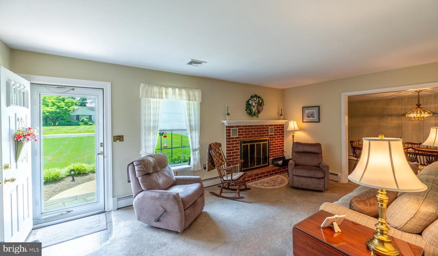 41 College Avenue photo 15