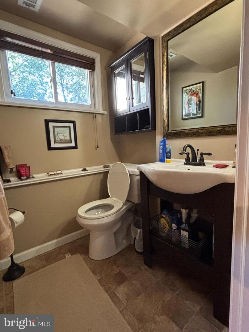 3505 Whitehall Drive photo 28
