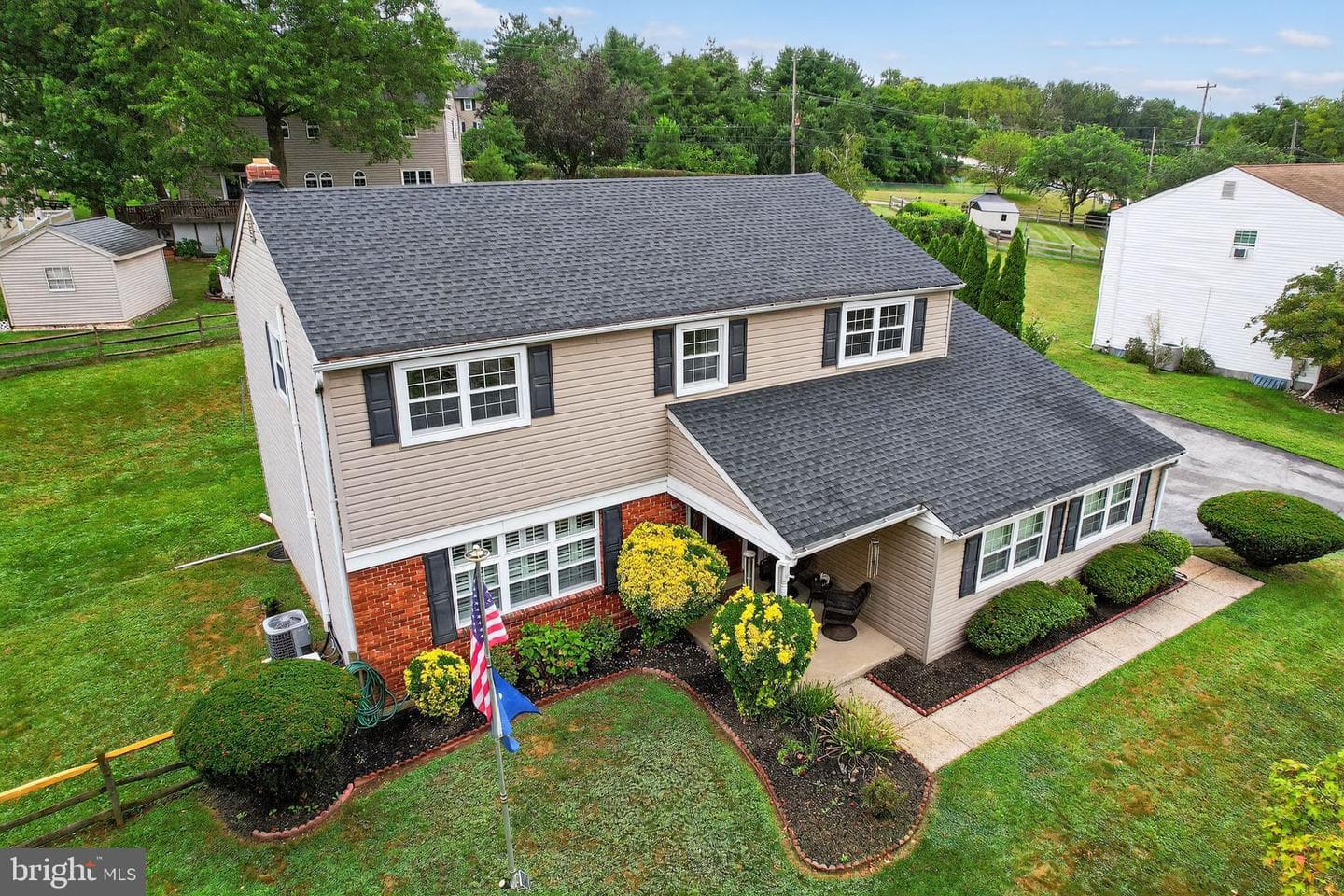 3133 Eisenhower Road photo 2