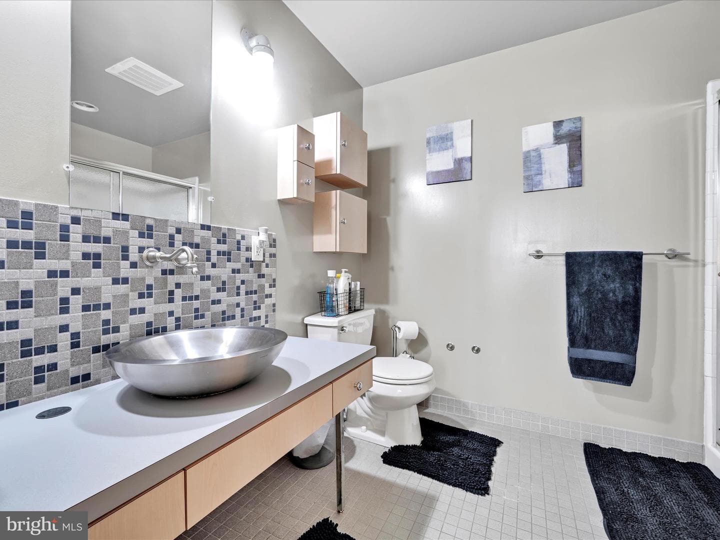75 Maple Street #104 photo 18