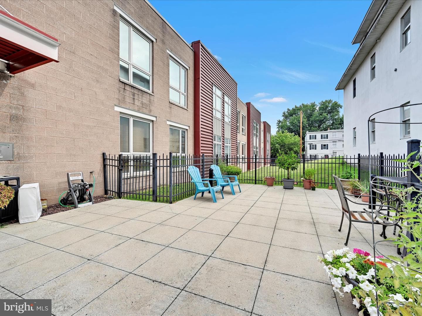 75 Maple Street #104 photo 24
