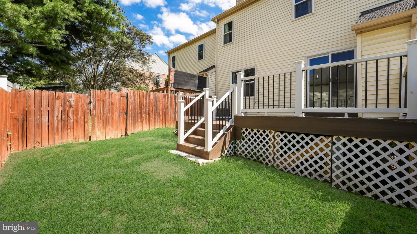 212 Laureen Road photo 25