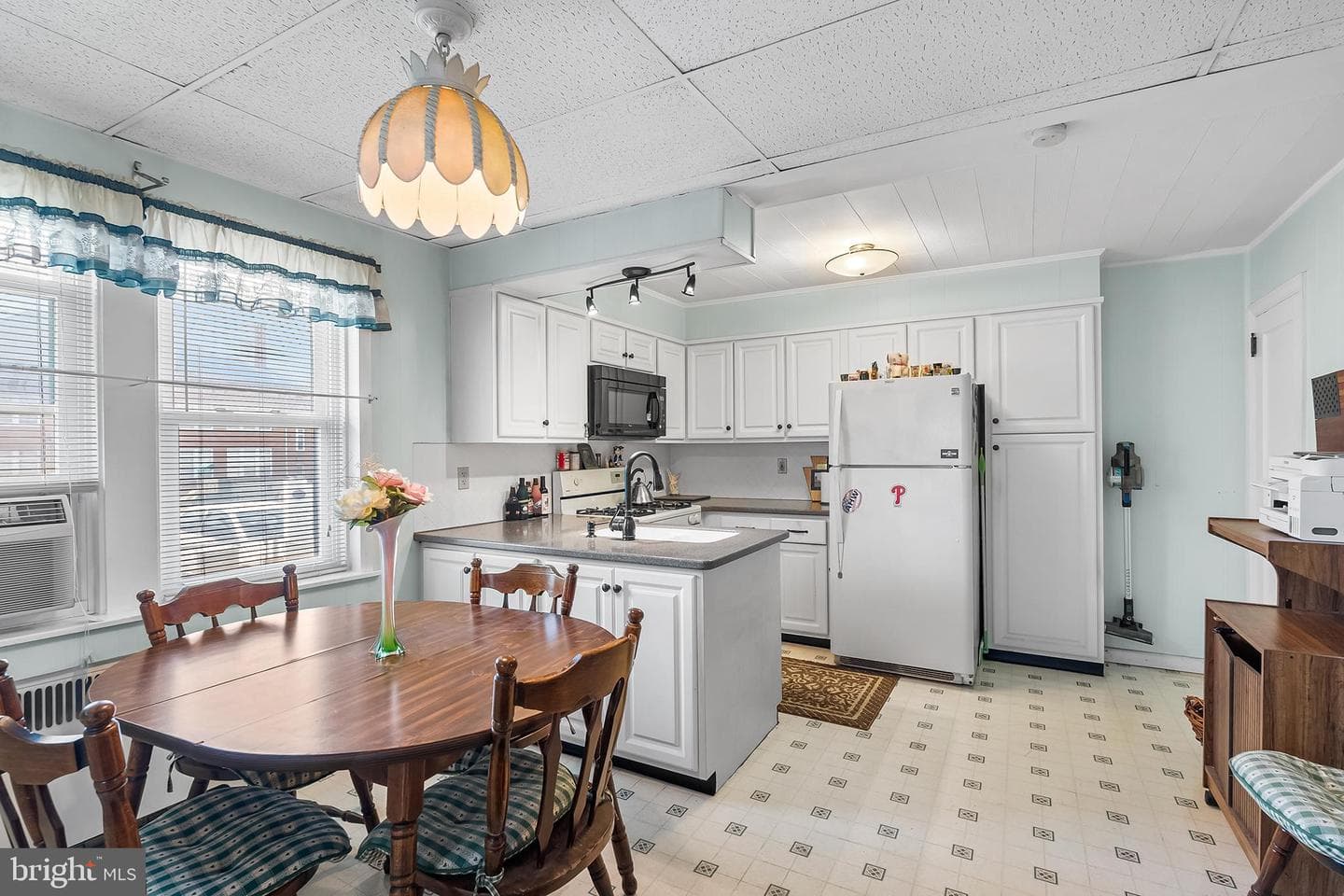 215 N Penn Street photo 2