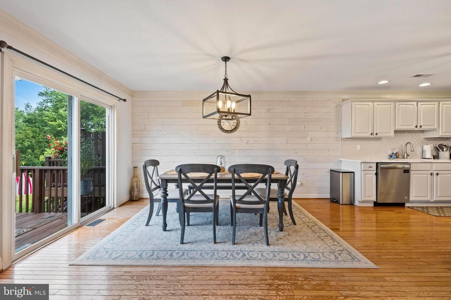 305 Manor Road photo 20