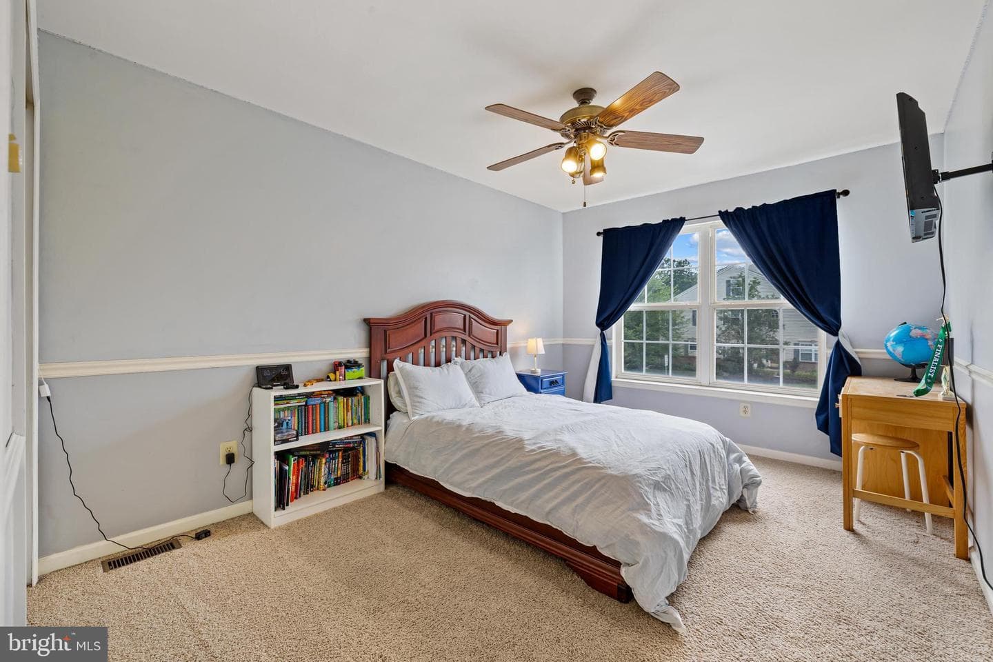 305 Manor Road photo 24