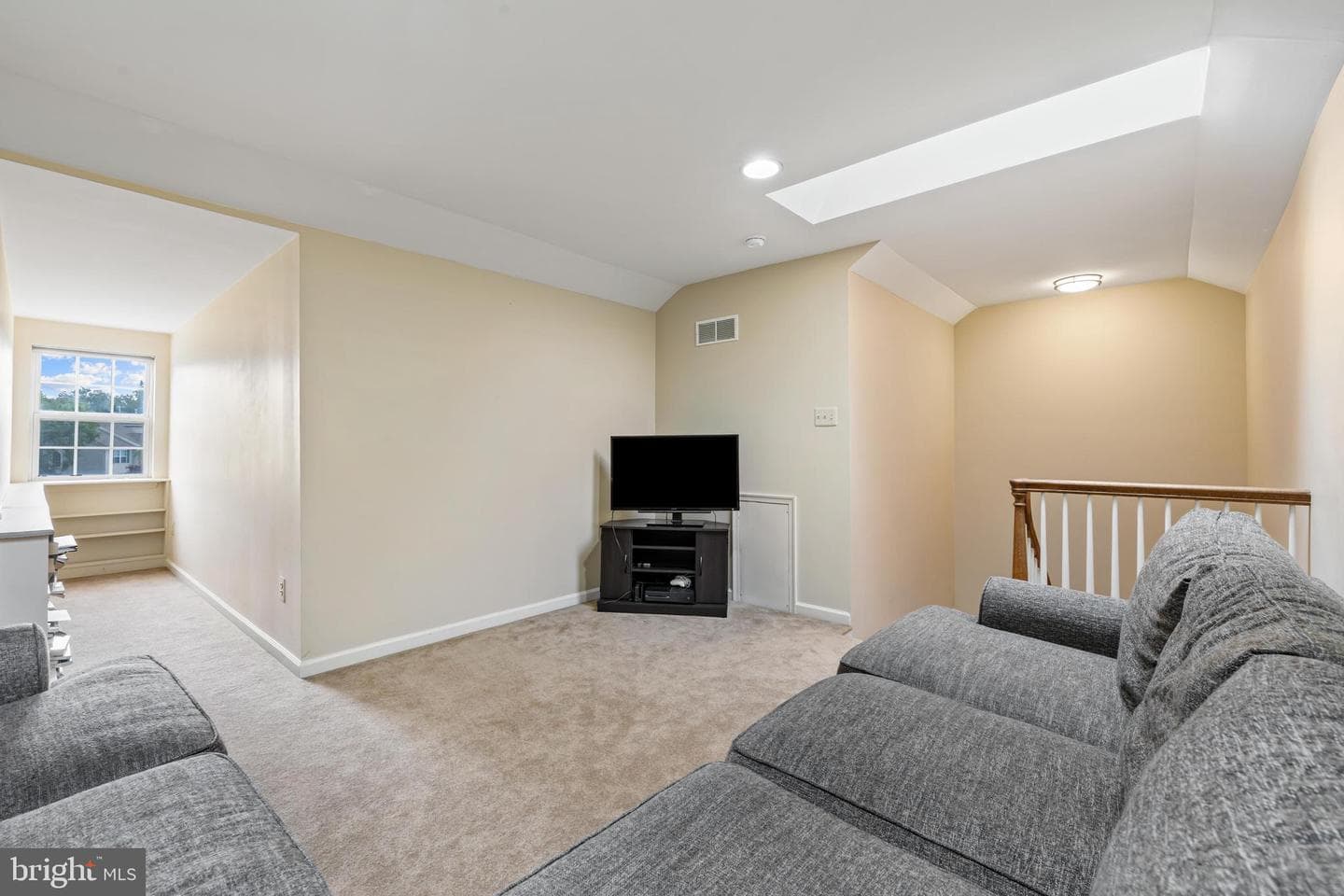 305 Manor Road photo 35