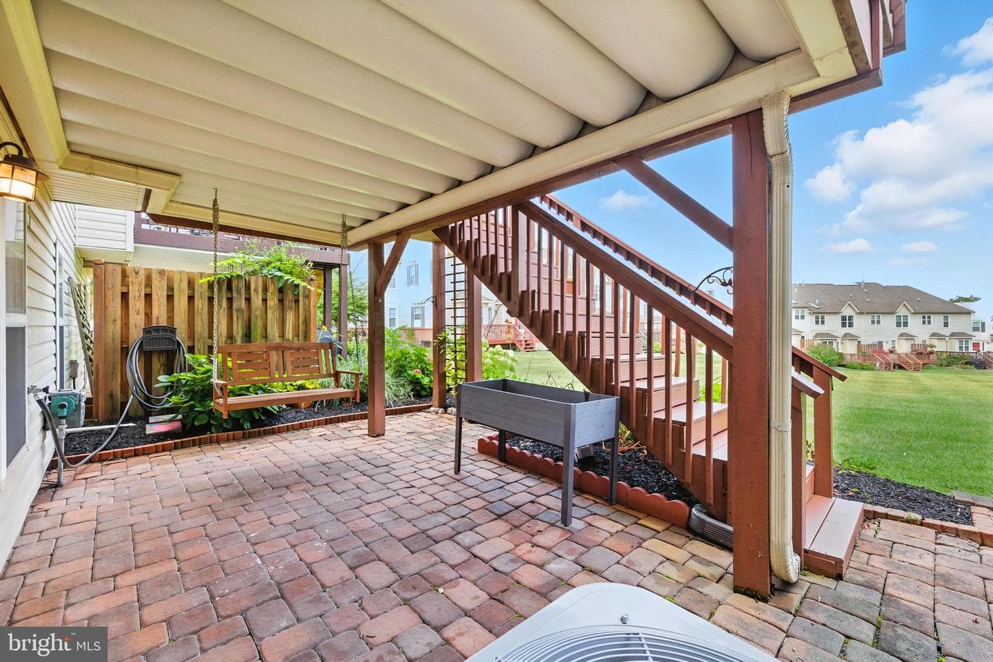305 Manor Road photo 6