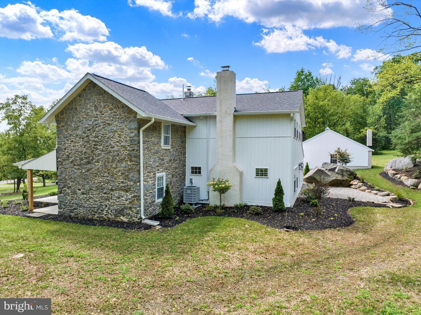 1715 Gravel Pike photo 8