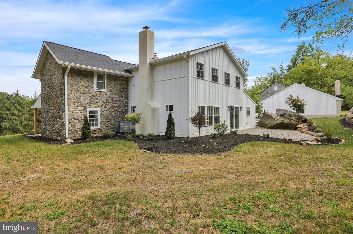 1715 Gravel Pike photo 9