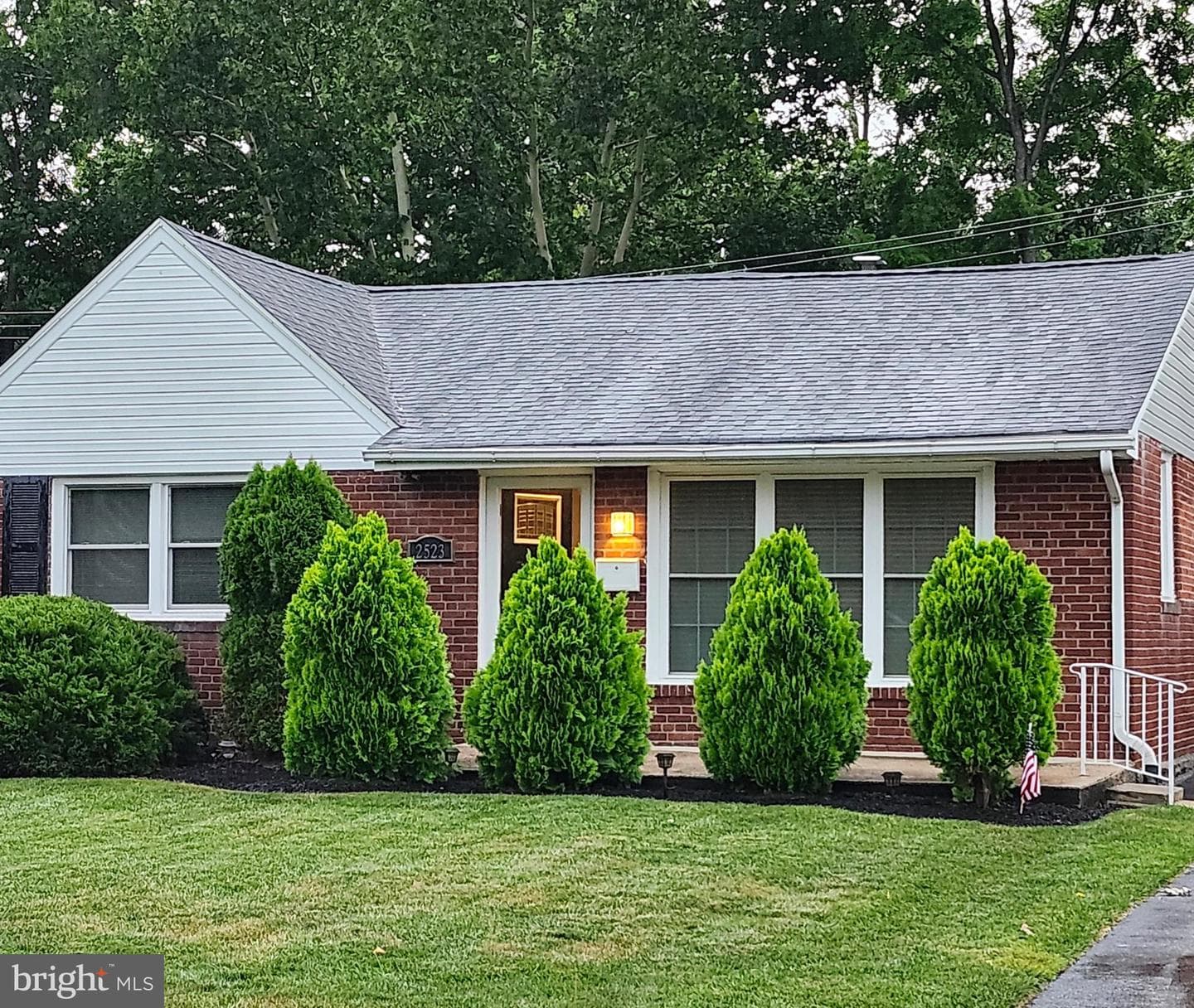 2523 Springview Road photo 1