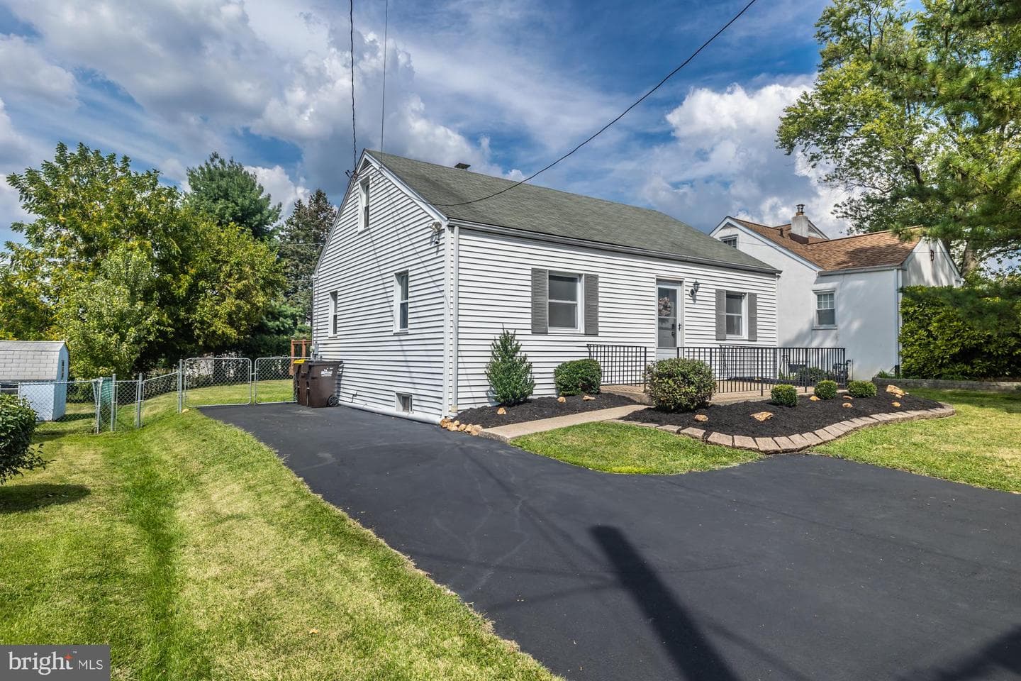 346 W Church Road photo 3