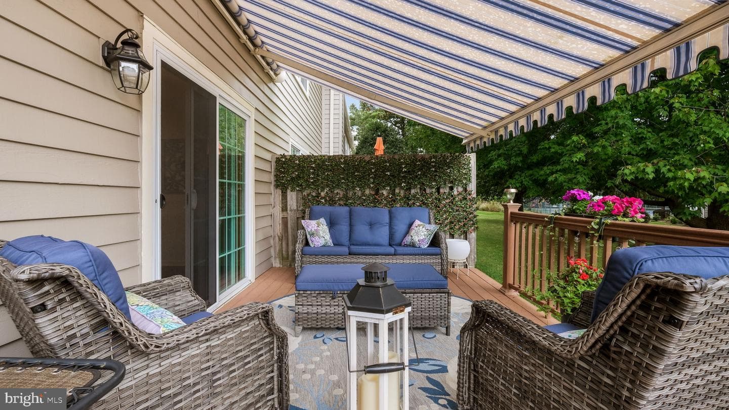 238 Copper Beech Drive photo 17