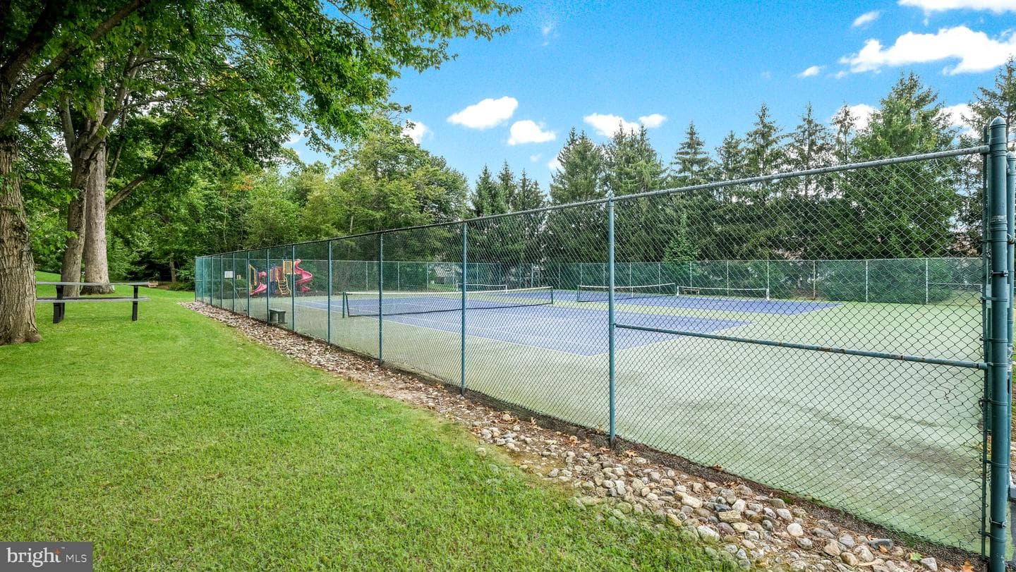 238 Copper Beech Drive photo 42
