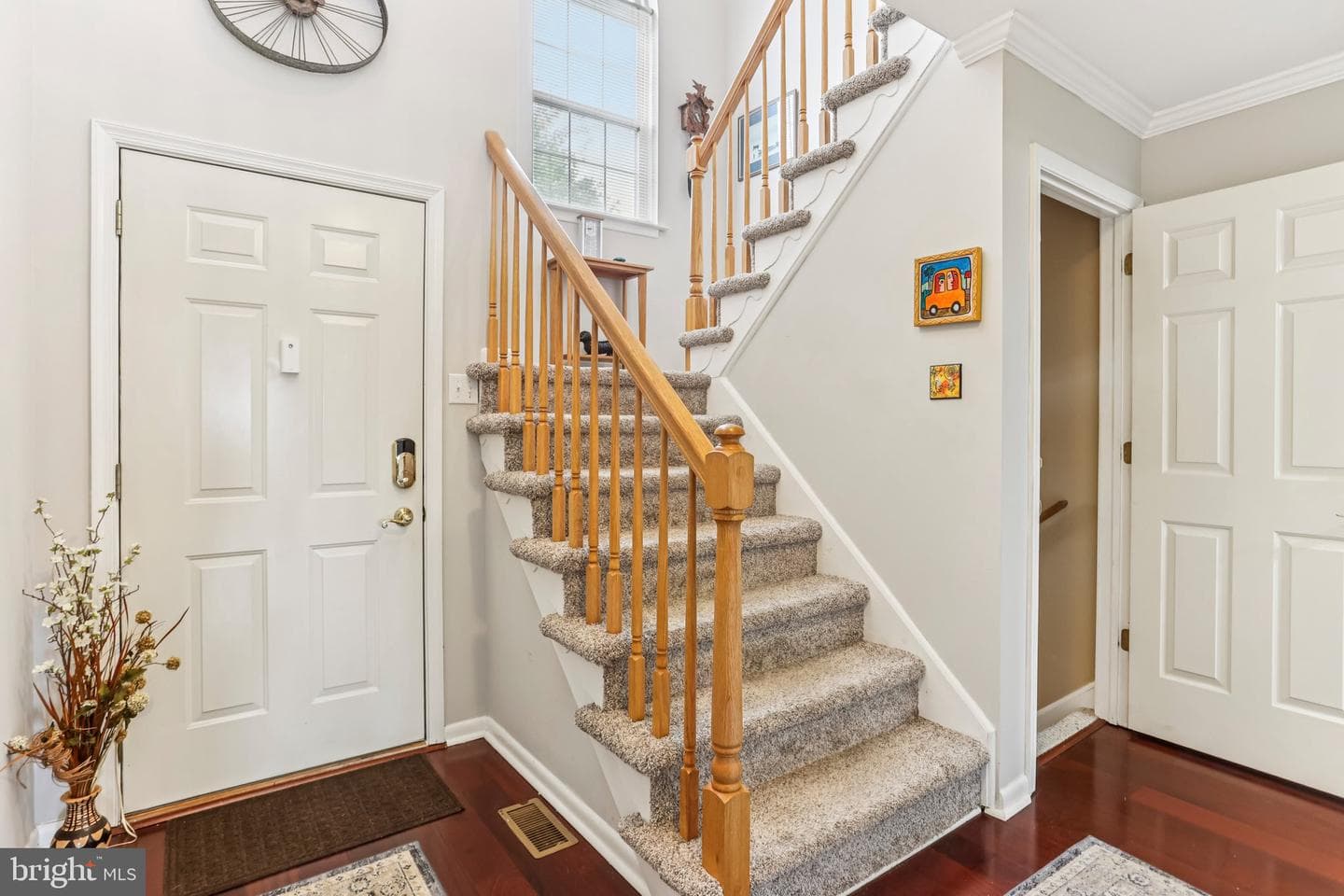343 Hamilton Drive photo 2