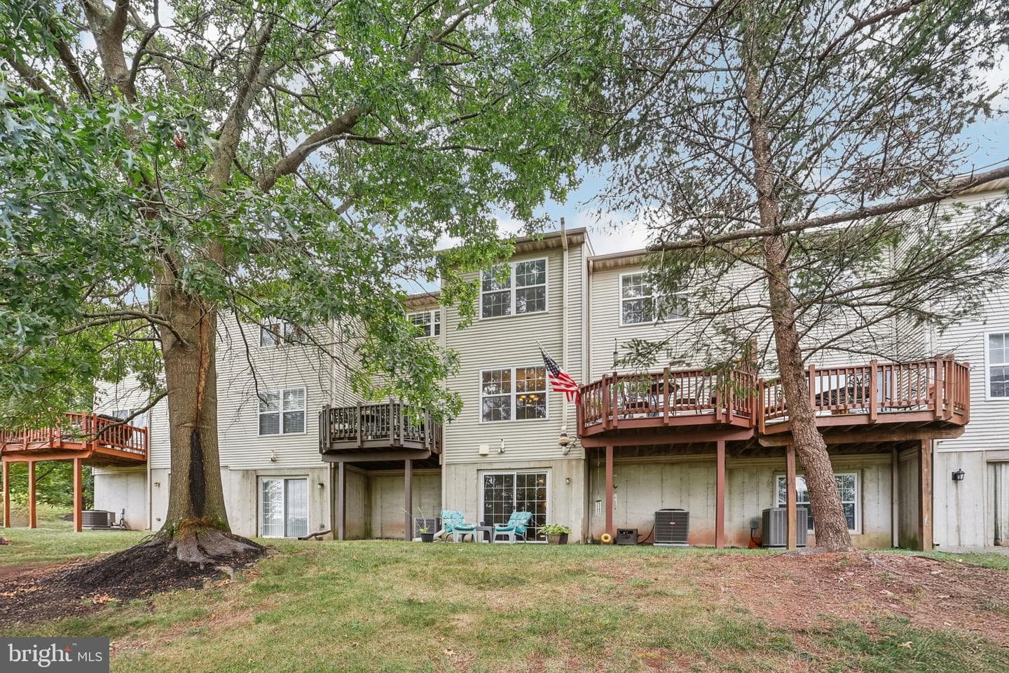 343 Hamilton Drive photo 36