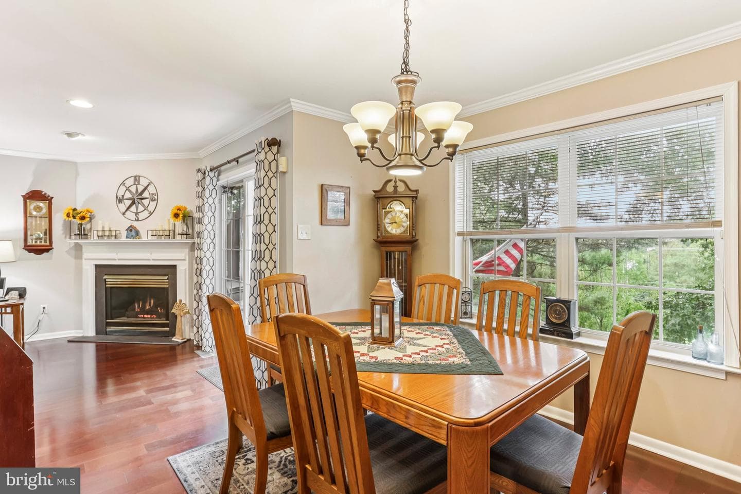343 Hamilton Drive photo 8