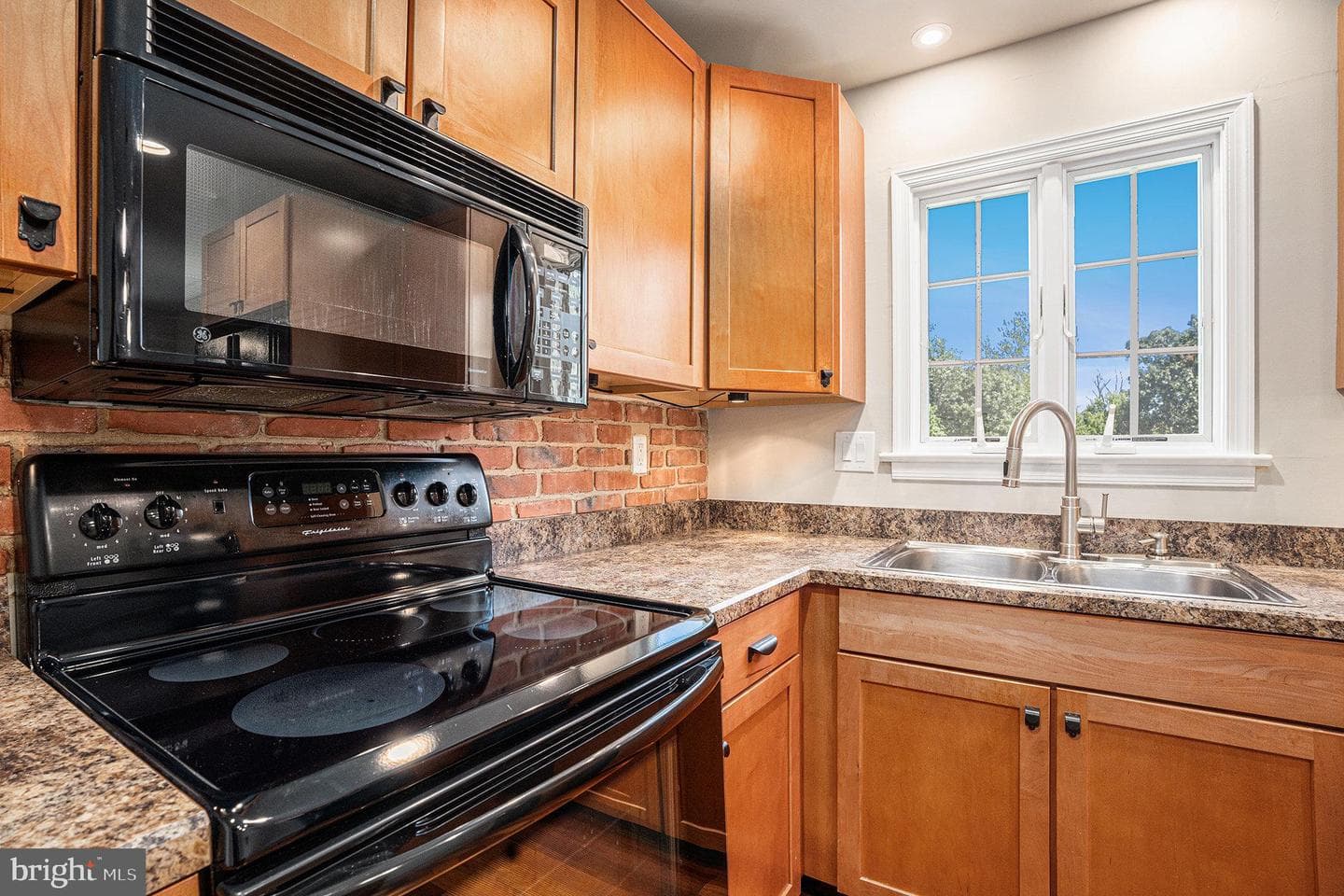 1510 Saint Andrews Way photo 13