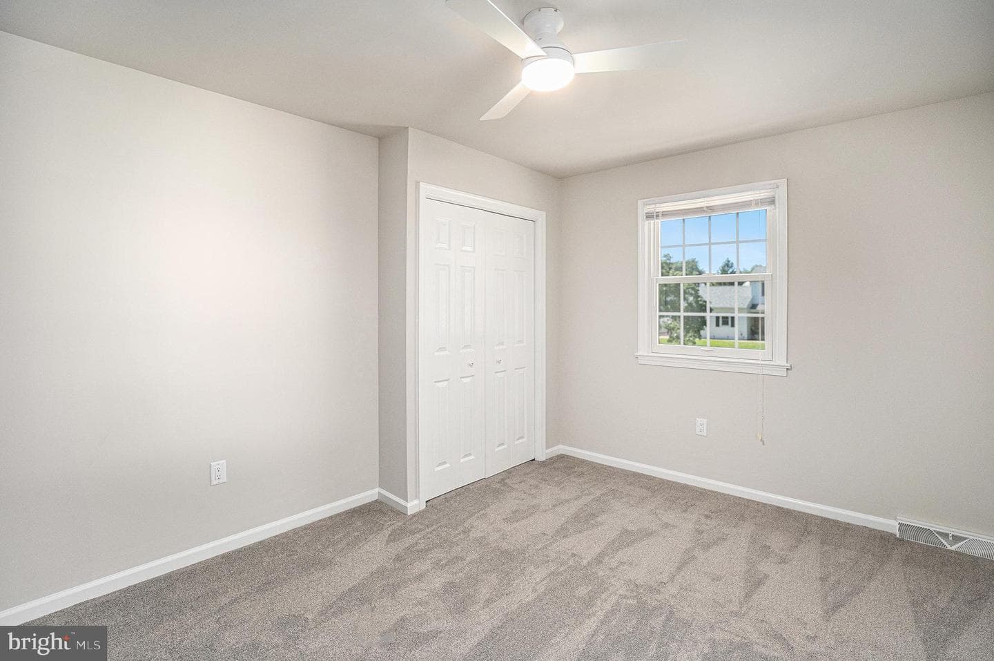 1510 Saint Andrews Way photo 27
