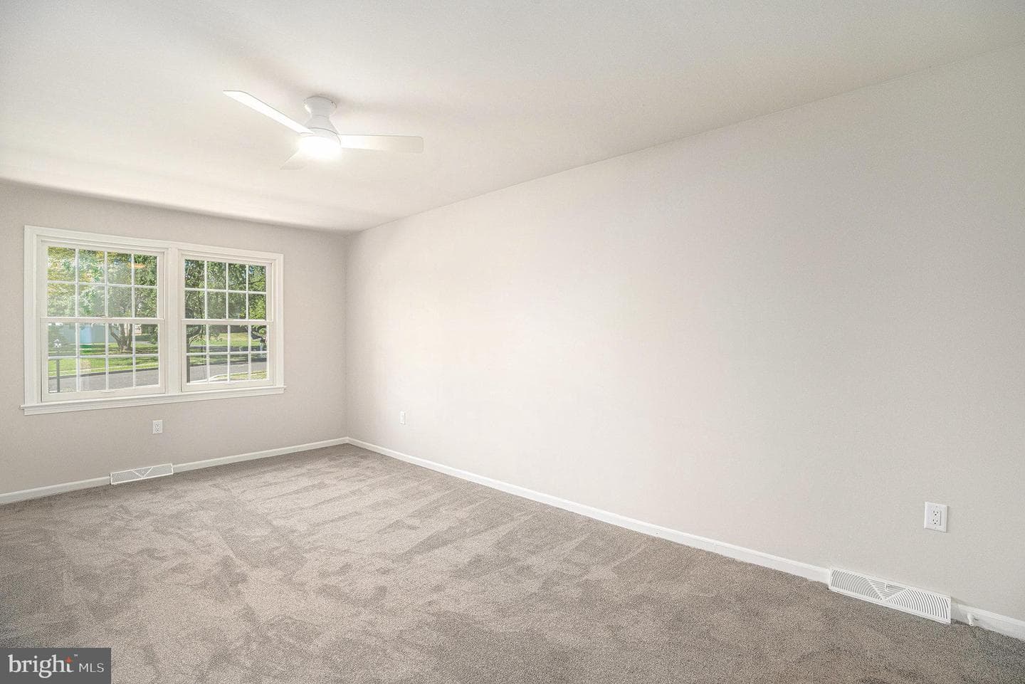 1510 Saint Andrews Way photo 30