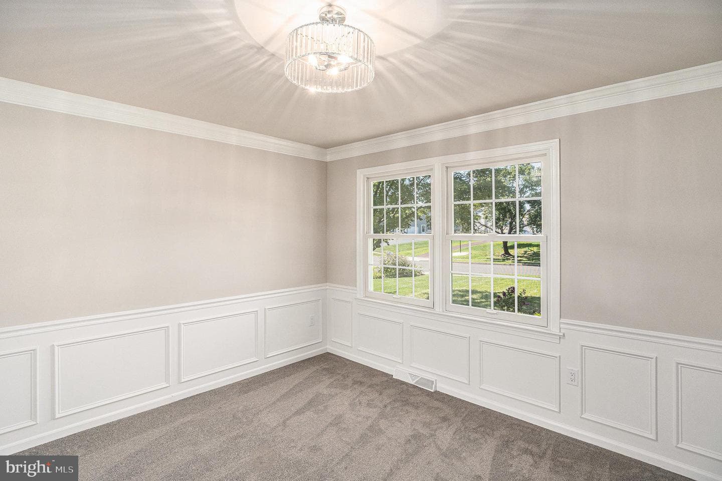 1510 Saint Andrews Way photo 8