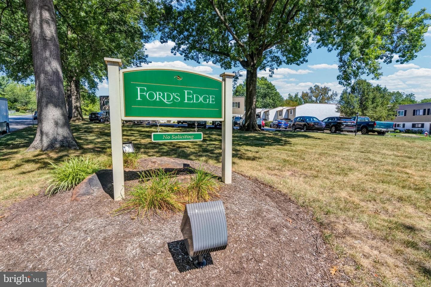 25 Fords Edge photo 3