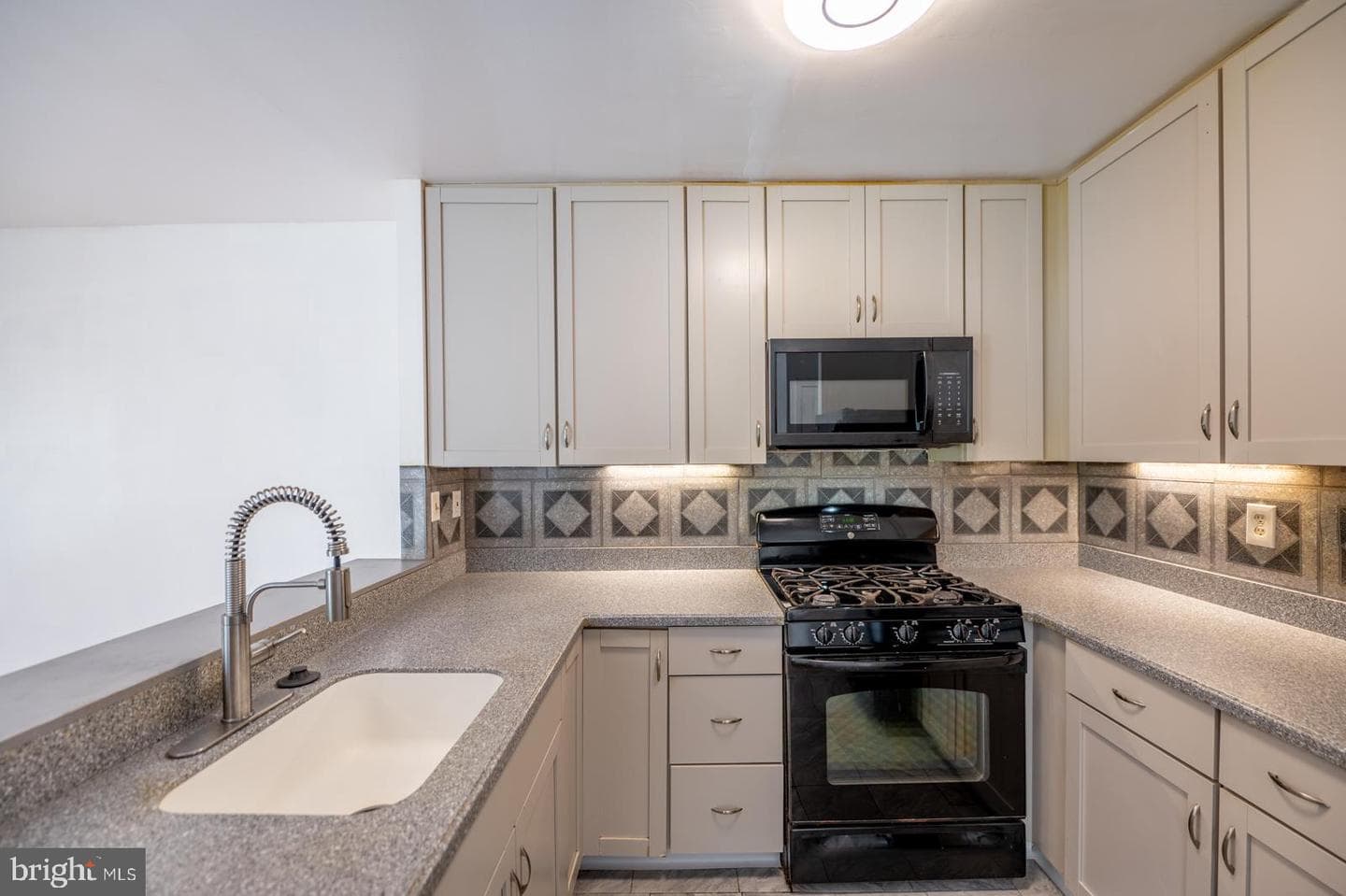 253 Stone Ridge #253 photo 11