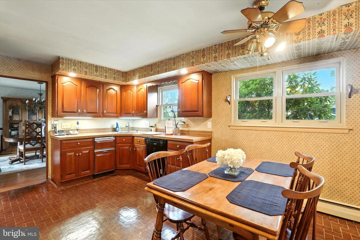 236 Oak Hill Drive photo 5