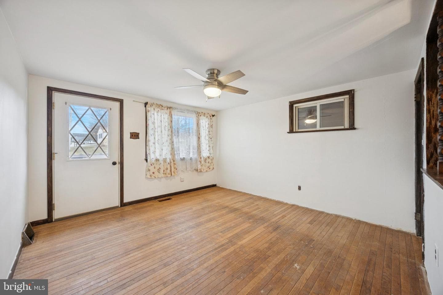 2518 Rhoads photo 11