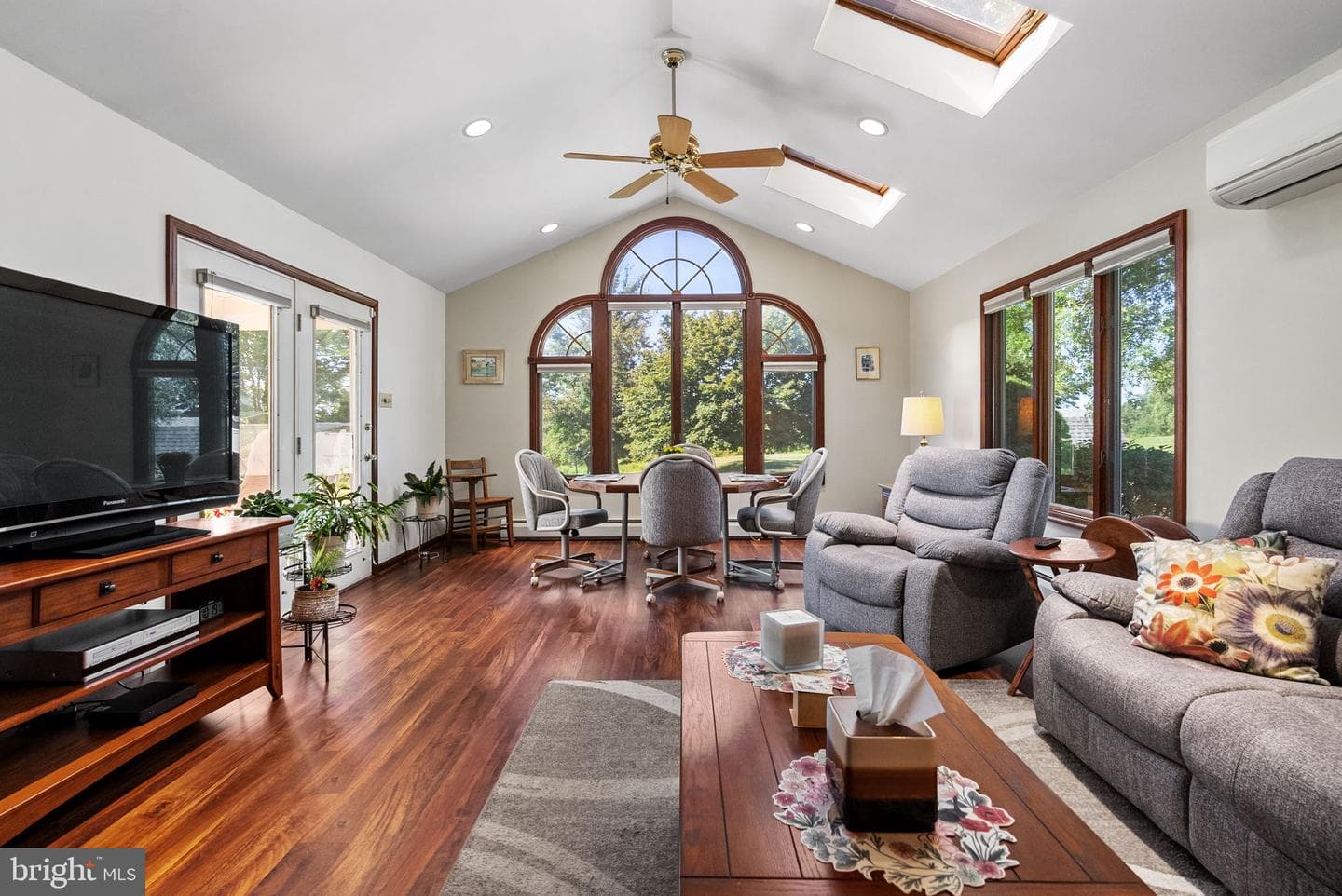 535 Game Farm Road photo 19