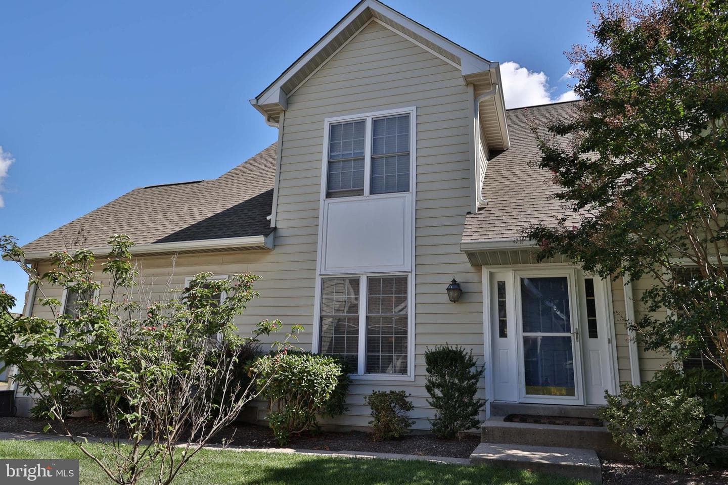 207 Birkdale Drive photo 2