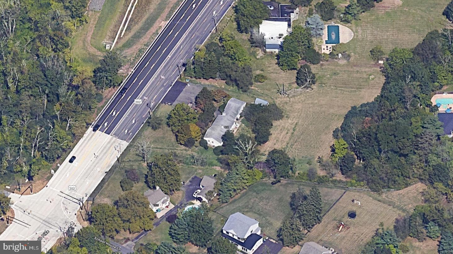 804 Dekalb Pike photo 4