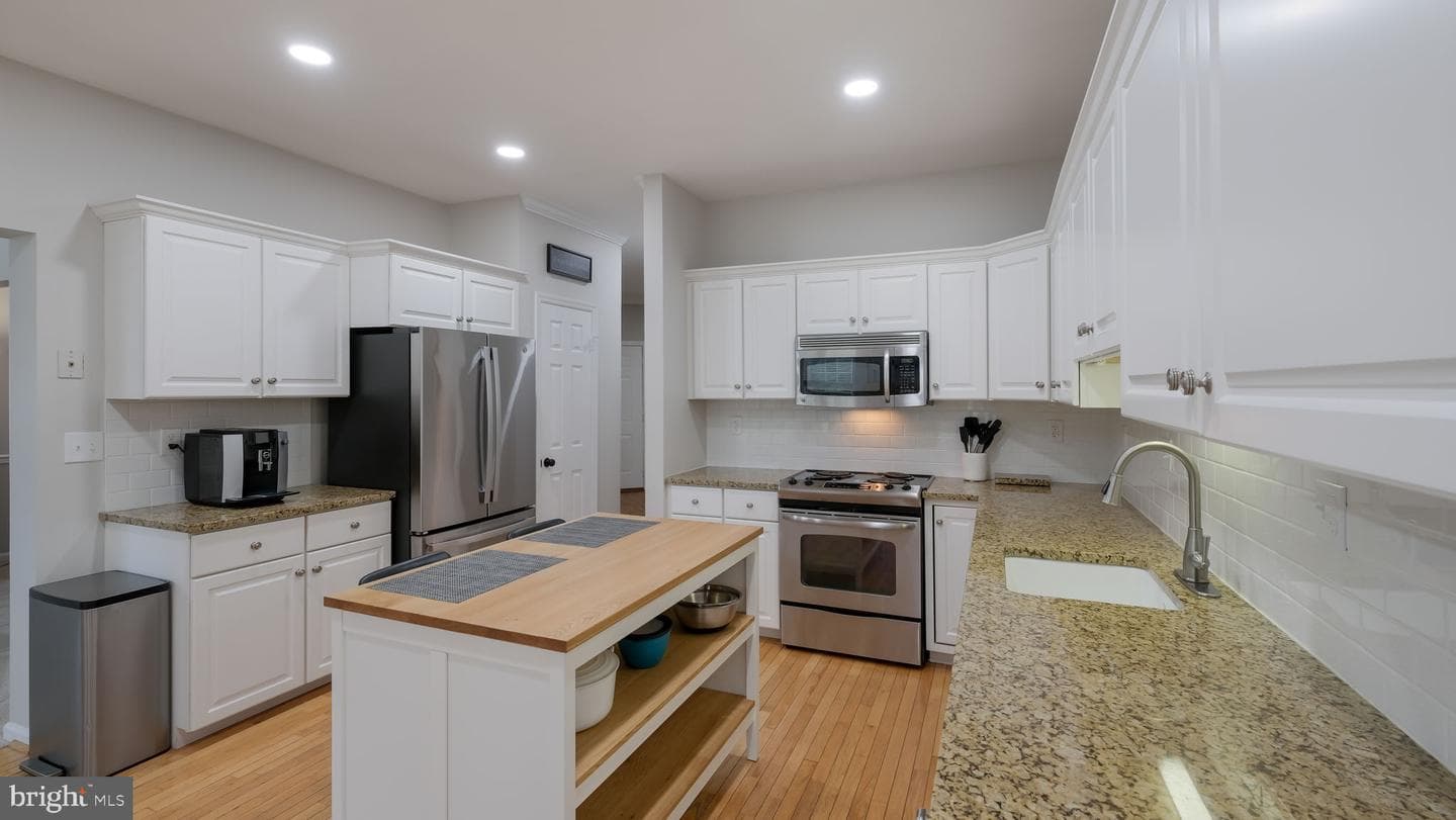 104 Pinecrest Lane photo 8