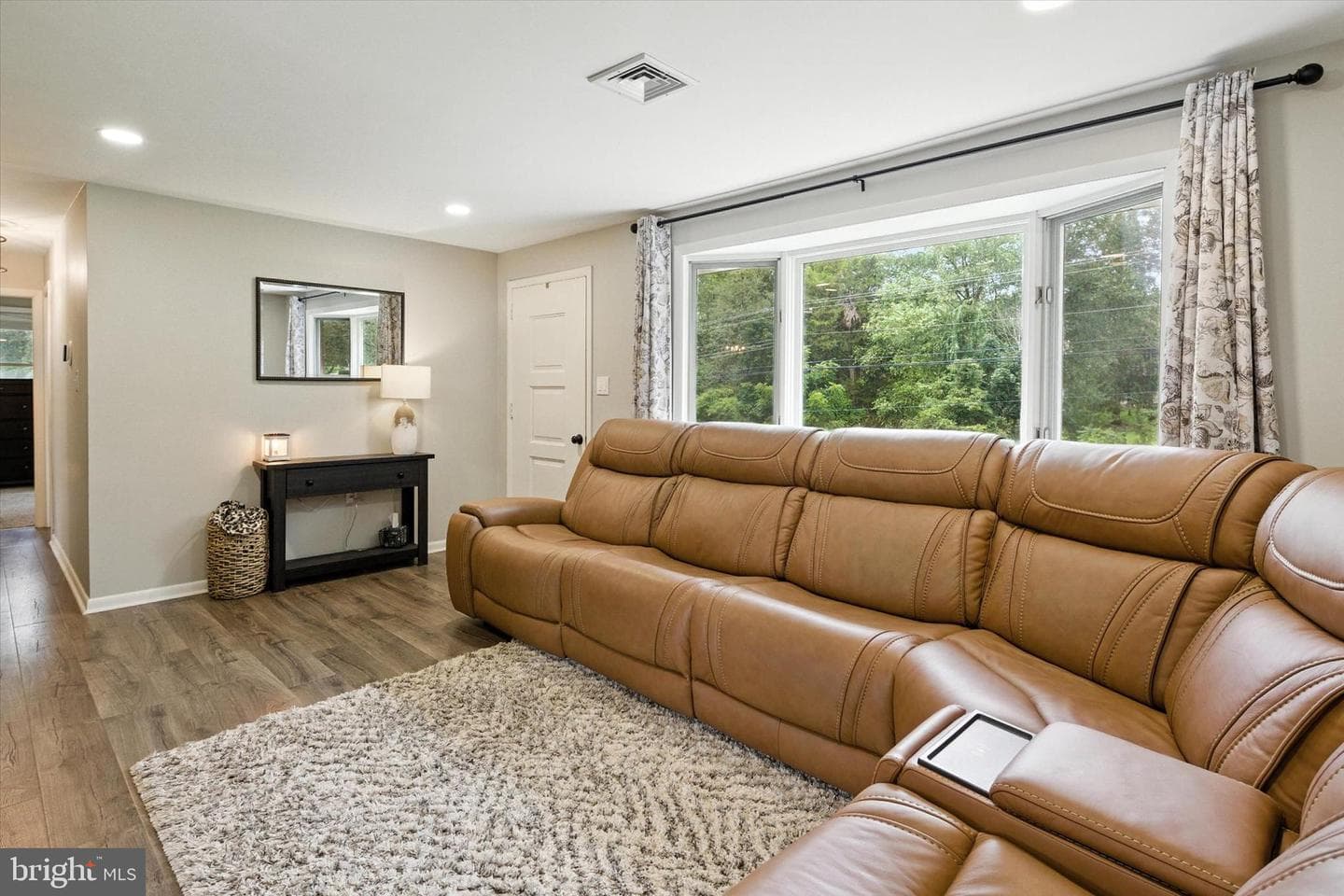912 Collegeville Road photo 4