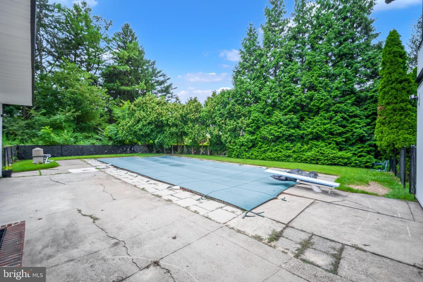 933 Fox Chase Rd photo 10