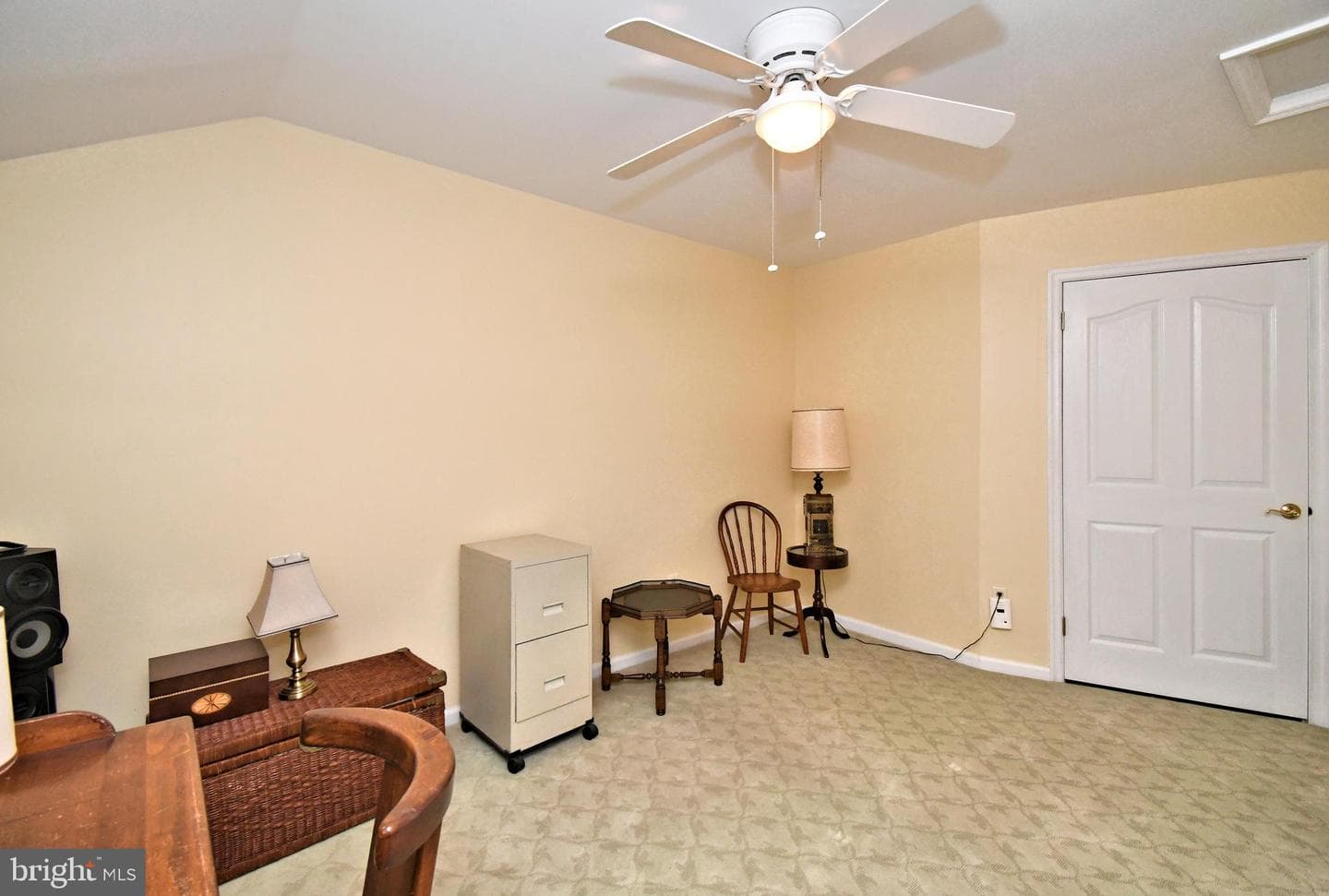 2 Newbury Way photo 27
