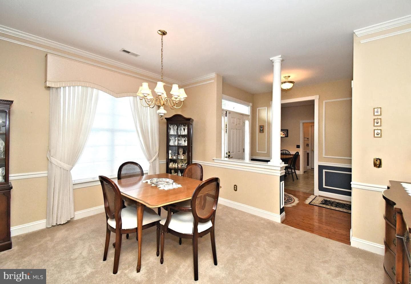 2 Newbury Way photo 6